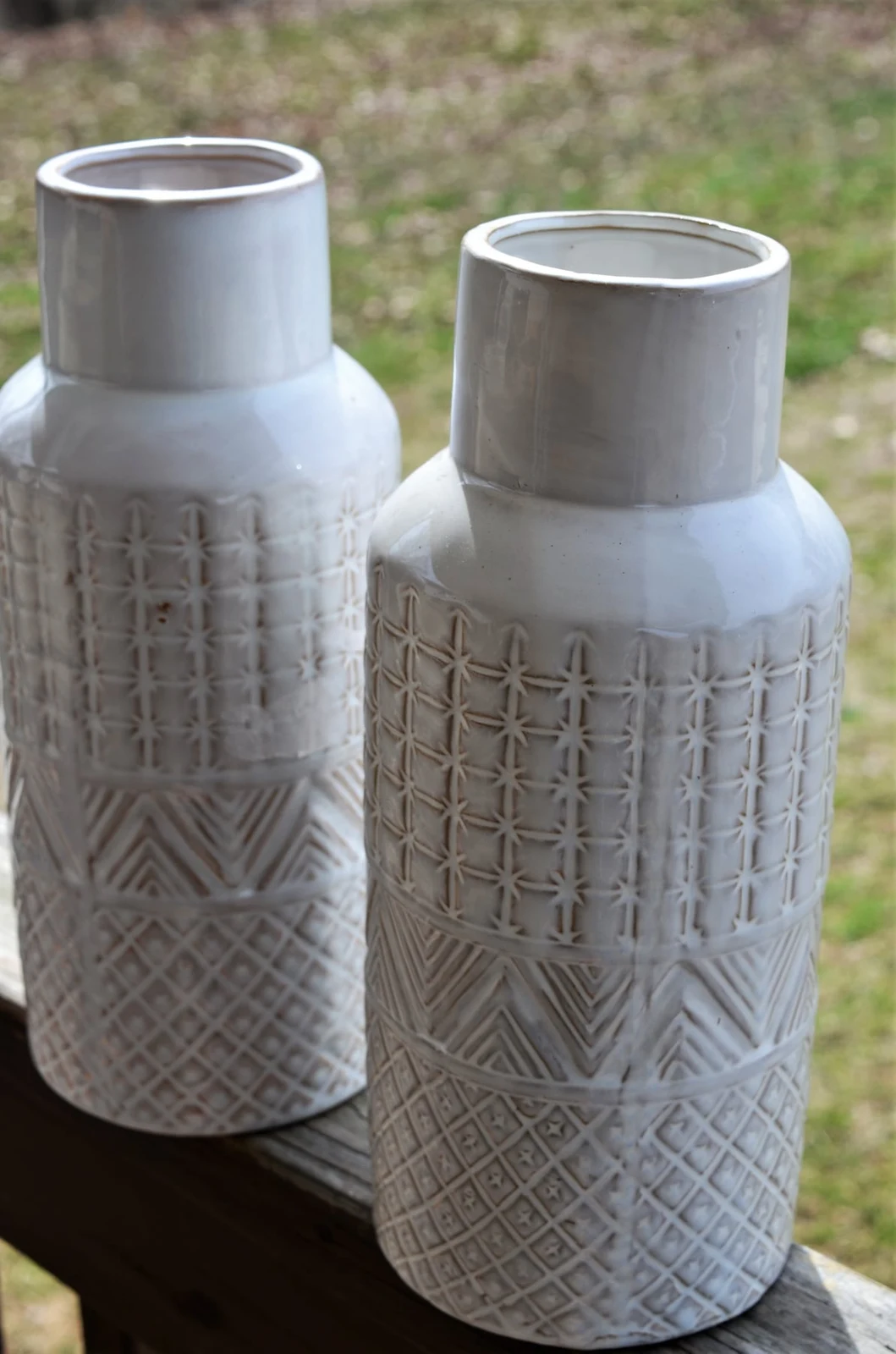boho med vases.jpg