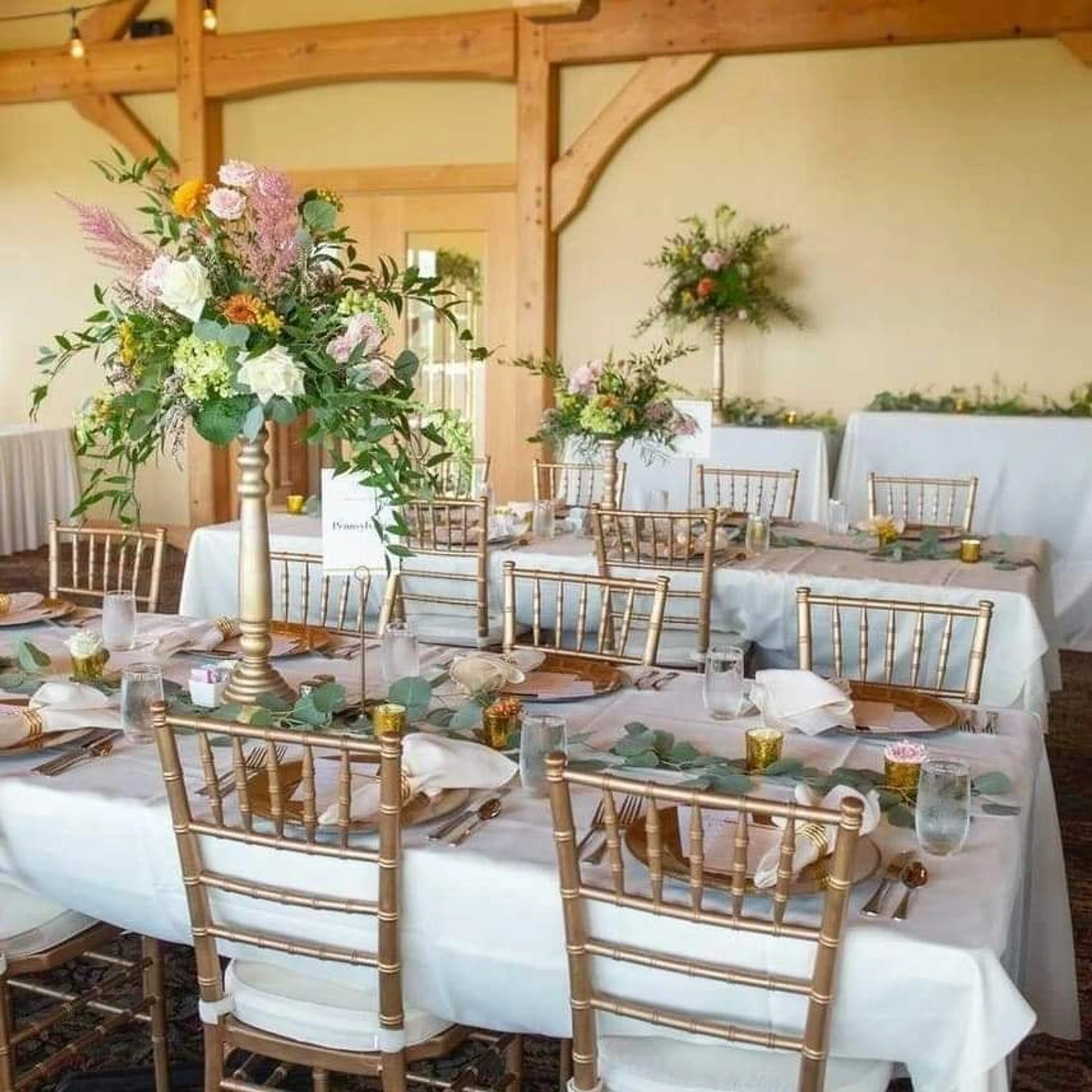 Gold Chiavari Chair stonewall.jpg
